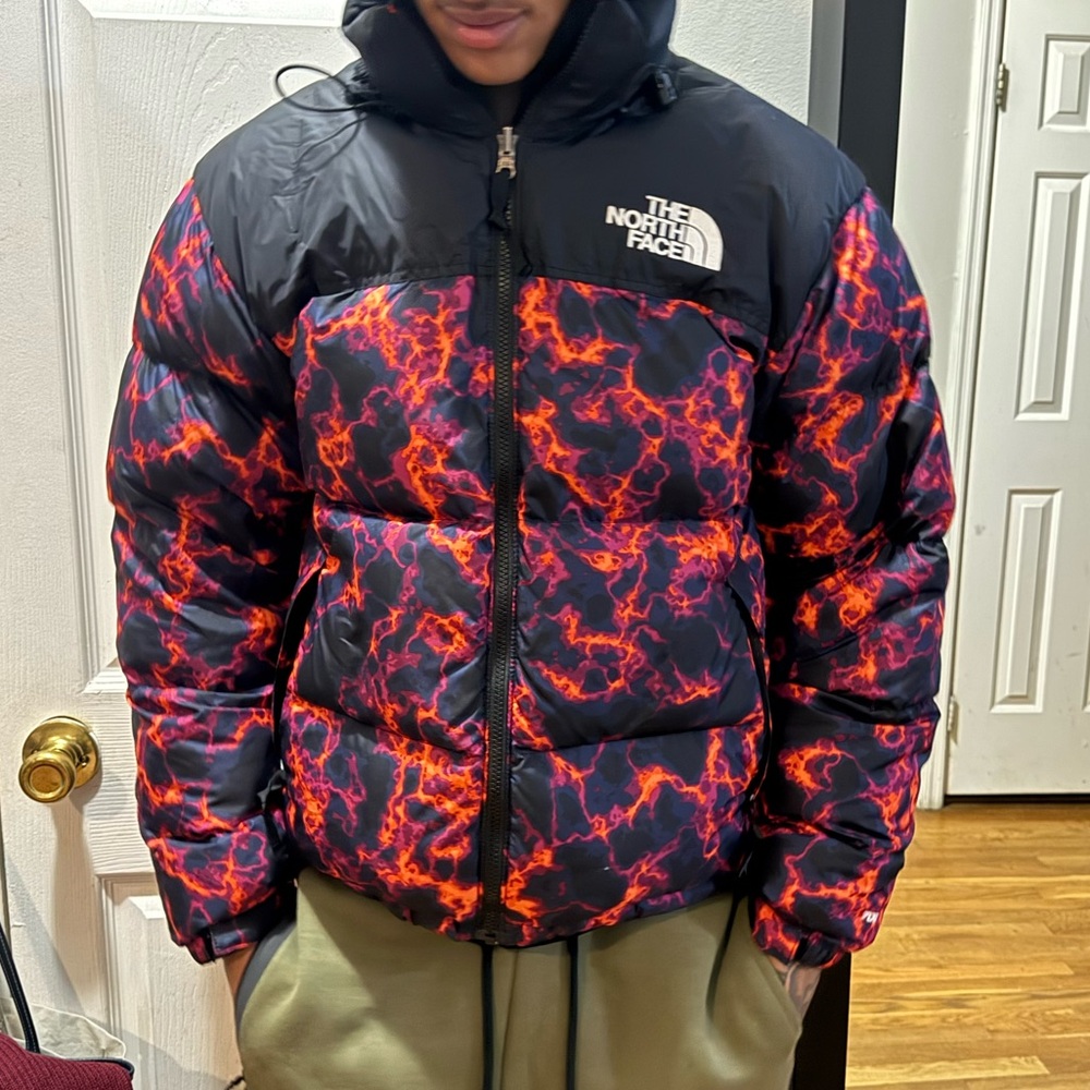 The North Face 1996 Retro Nuptse Printed Puffer Jacket Black Red Men’s Medium